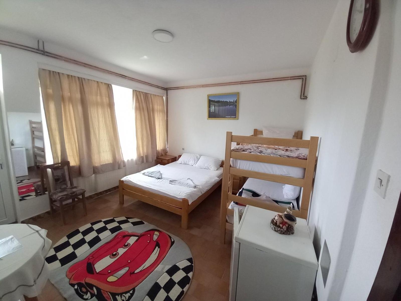 Rooms Lida & Friendly Home プラヴ エクステリア 写真